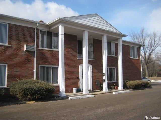 51501 Mound Road, Unit 4 Utica, MI 48316 - Photo 1 of 8