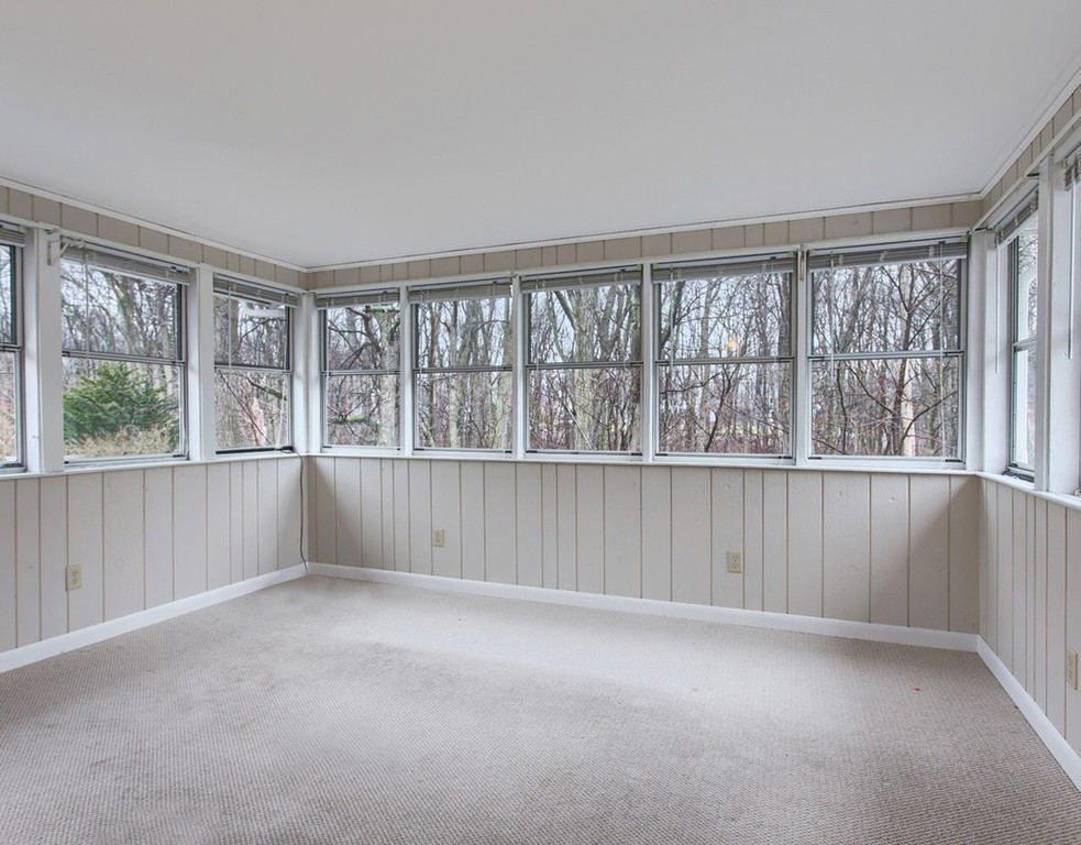 31 Dix Road Maynard, MA 01754 - Photo 11 of 26 Gallery Image 11