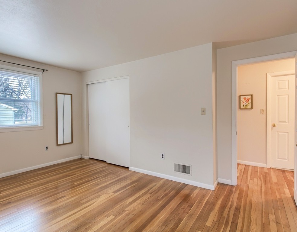 31 Dix Road Maynard, MA 01754 - Photo 14 of 26 Gallery Image 14