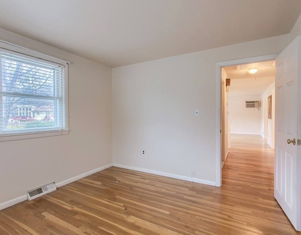 31 Dix Road Maynard, MA 01754 - Photo 15 of 26 Gallery Image 15