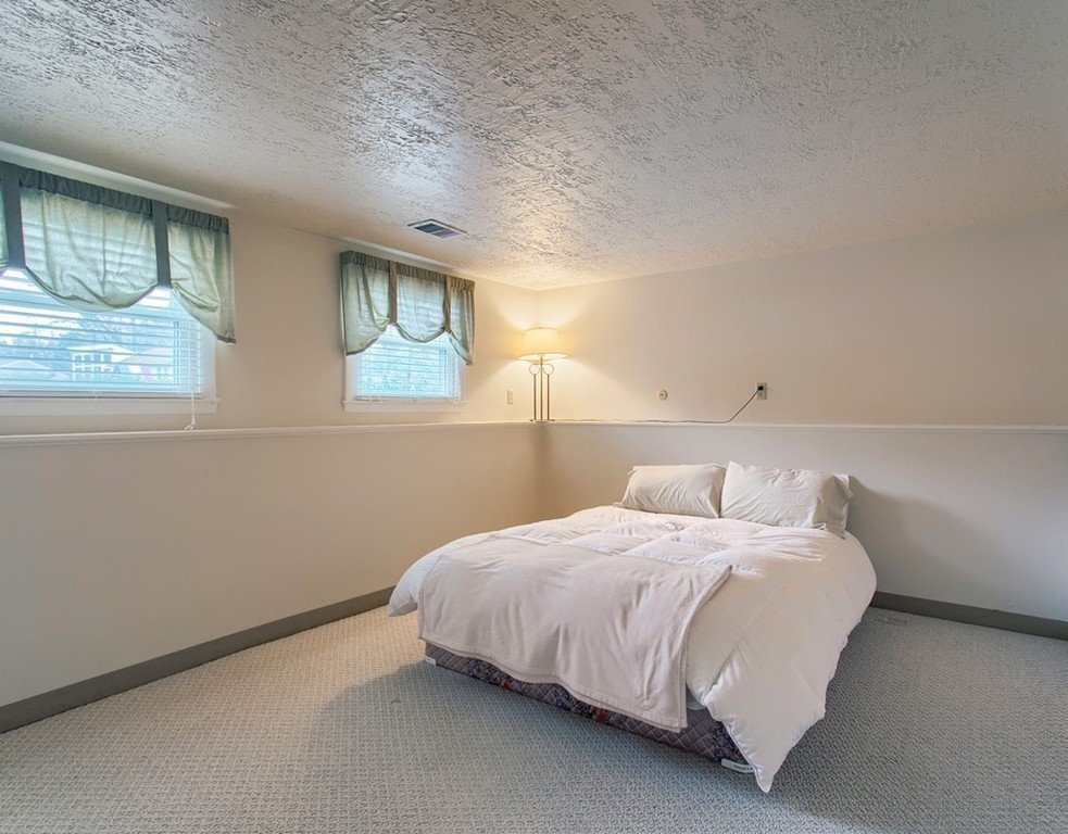 31 Dix Road Maynard, MA 01754 - Photo 18 of 26 Gallery Image 18