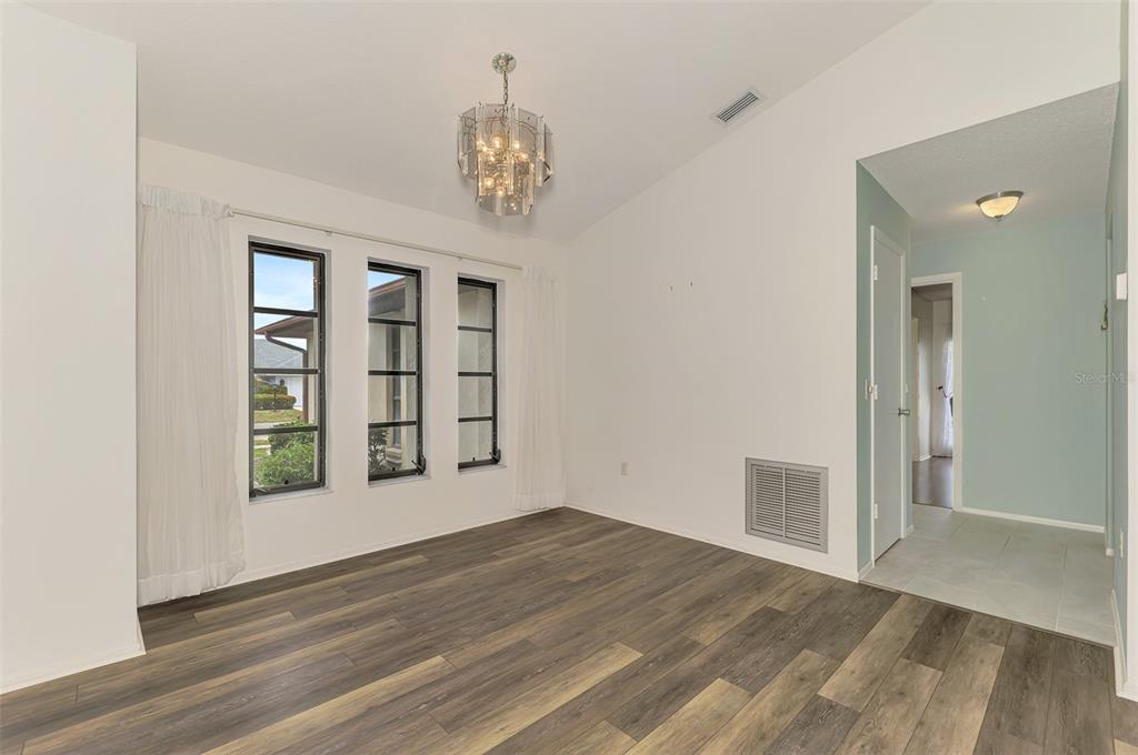 5833 Madison Road Venice, FL 34293 - Photo 13 of 50
