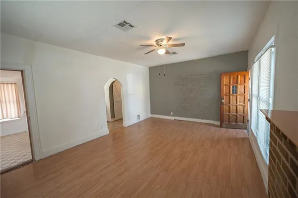 $69,500 | 1501 West 5th Street, Coffeyville, KS 67337