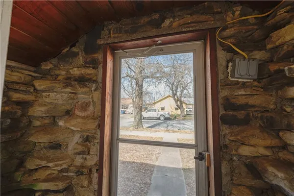 $69,500 | 1501 West 5th Street, Coffeyville, KS 67337