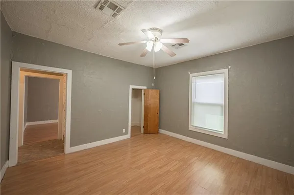 $69,500 | 1501 West 5th Street, Coffeyville, KS 67337