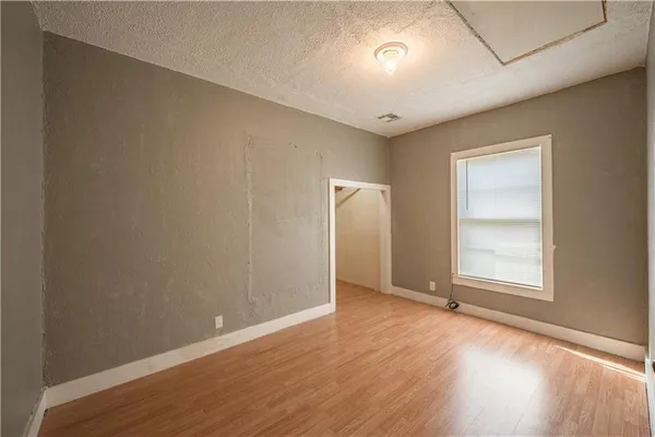 $69,500 | 1501 West 5th Street, Coffeyville, KS 67337