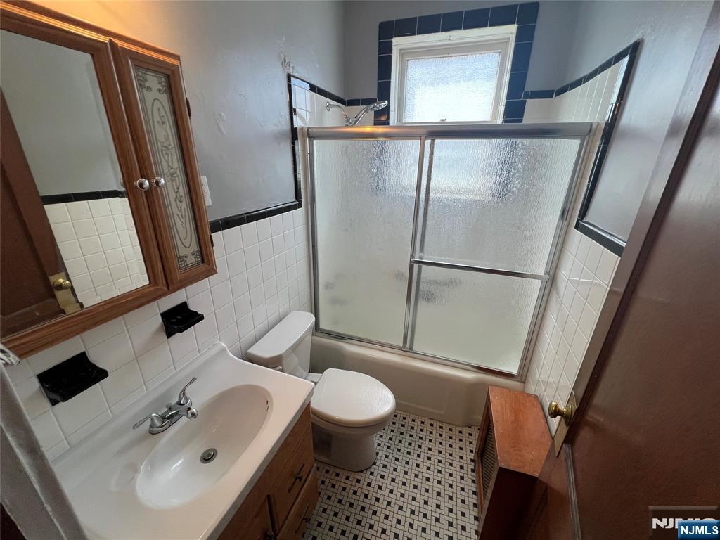 19 Willis Road, Unit 1 North Arlington, NJ 07031 - Photo 12 of 12