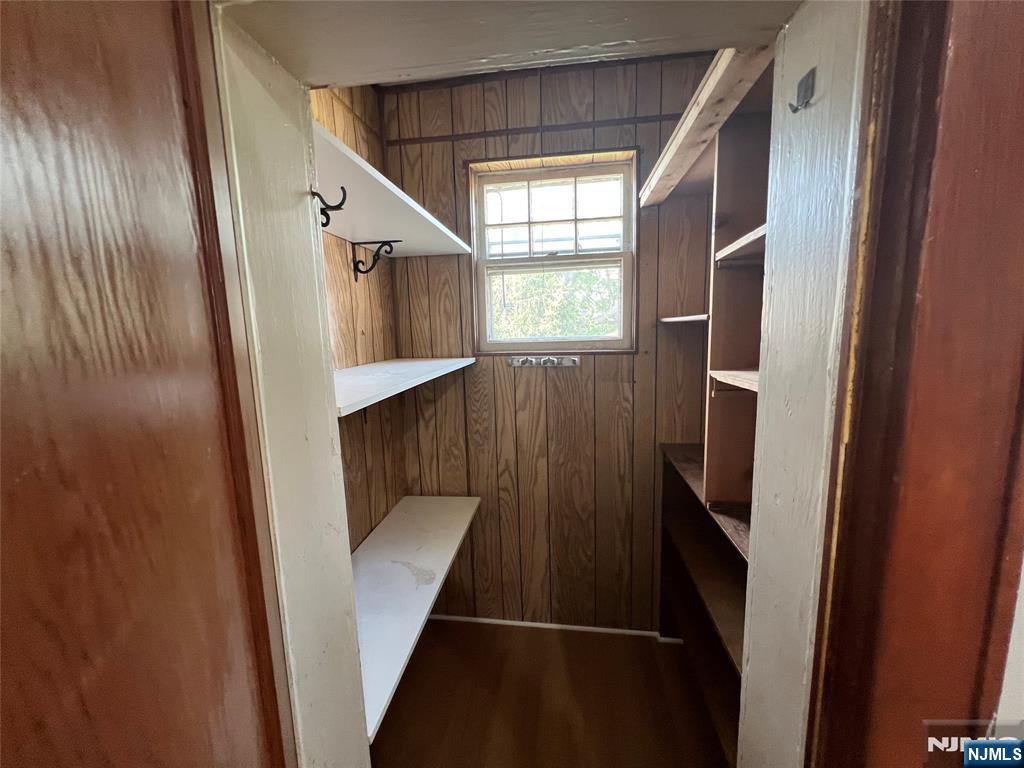 19 Willis Road, Unit 1 North Arlington, NJ 07031 - Photo 9 of 12