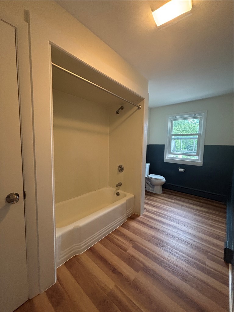 222 Main Road Tiverton, RI 02878 - Photo 17 of 44