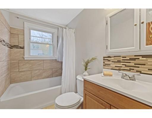 17 Cedarcrest Road Wilmington, MA 01887 - Photo 13 of 21 Gallery Image 13
