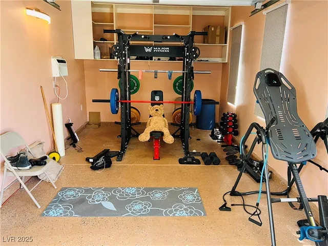 $4,695 | 7220 Shallowford Avenue, Las Vegas, NV 89131