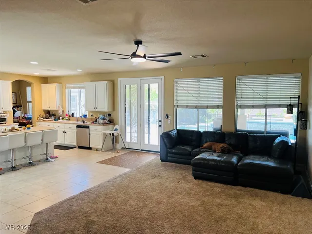 $4,695 | 7220 Shallowford Avenue, Las Vegas, NV 89131