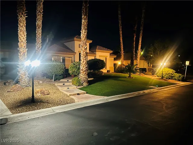 $4,695 | 7220 Shallowford Avenue, Las Vegas, NV 89131