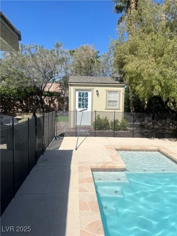 $4,695 | 7220 Shallowford Avenue, Las Vegas, NV 89131