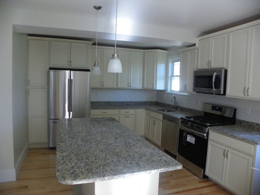 35 Cook Avenue Chelsea, MA 02150 - Photo 4 of 13 Gallery Image 4