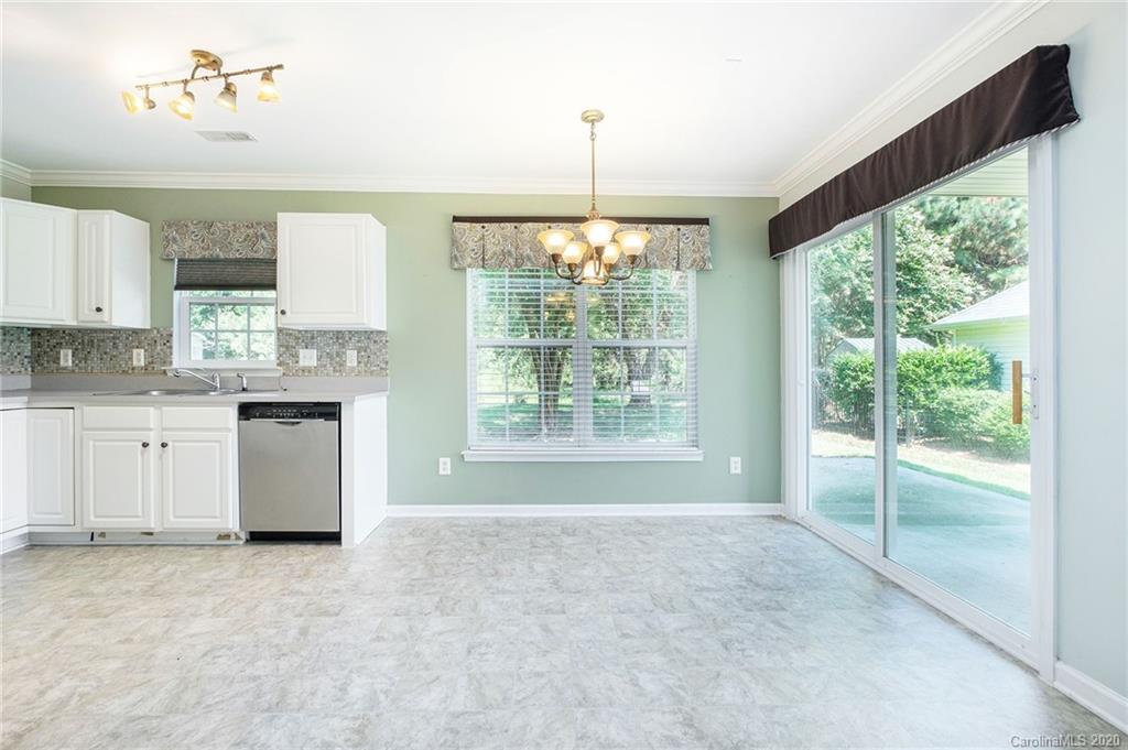220 Chestnut Avenue Tega Cay, SC 29708 - Photo 6 of 17 Gallery Image 6