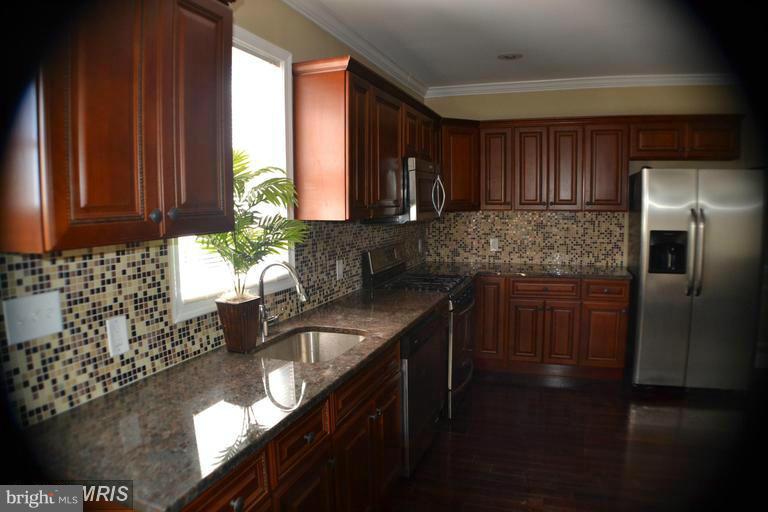3223 Vickers Road Baltimore, MD 21216 - Photo 9 of 23 Kitchen