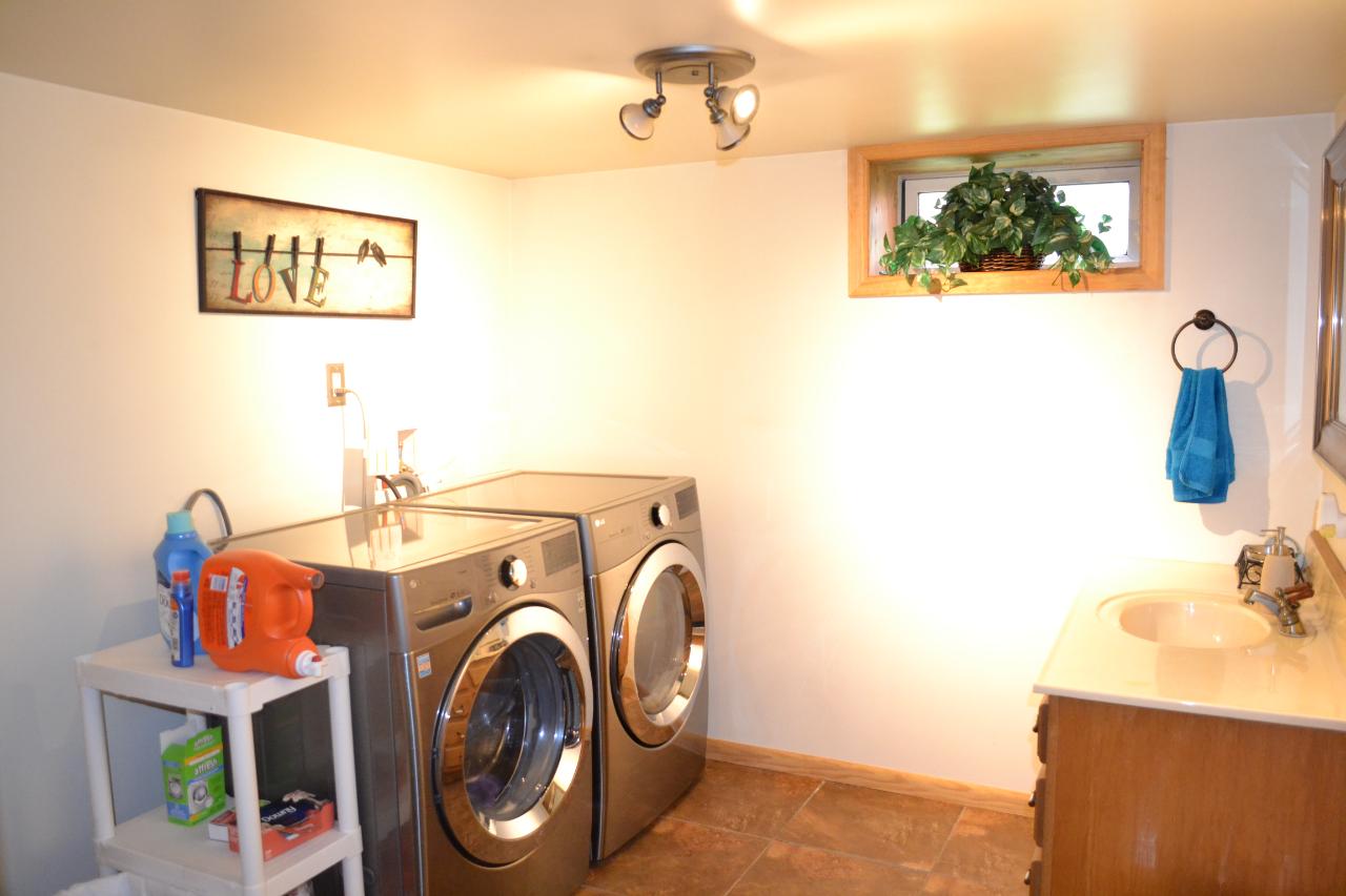 335 East Monico Street Rhinelander, WI 54501 - Photo 19 of 25 Gallery Image 19