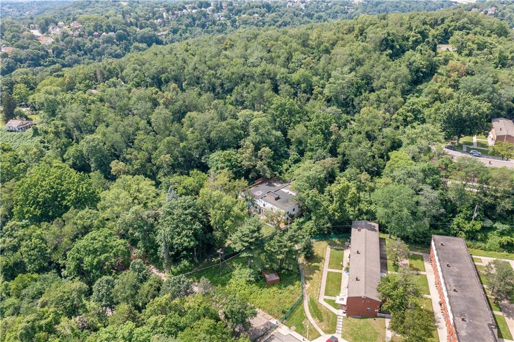 101 Hazlett Street Pittsburgh, PA 15214 - Photo 35 of 37 an aerial view of a house with a yard