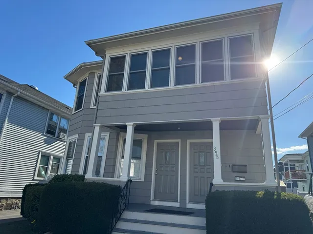 $2,700 | 358 Eastern Avenue, Unit 2, Lynn, MA 01902