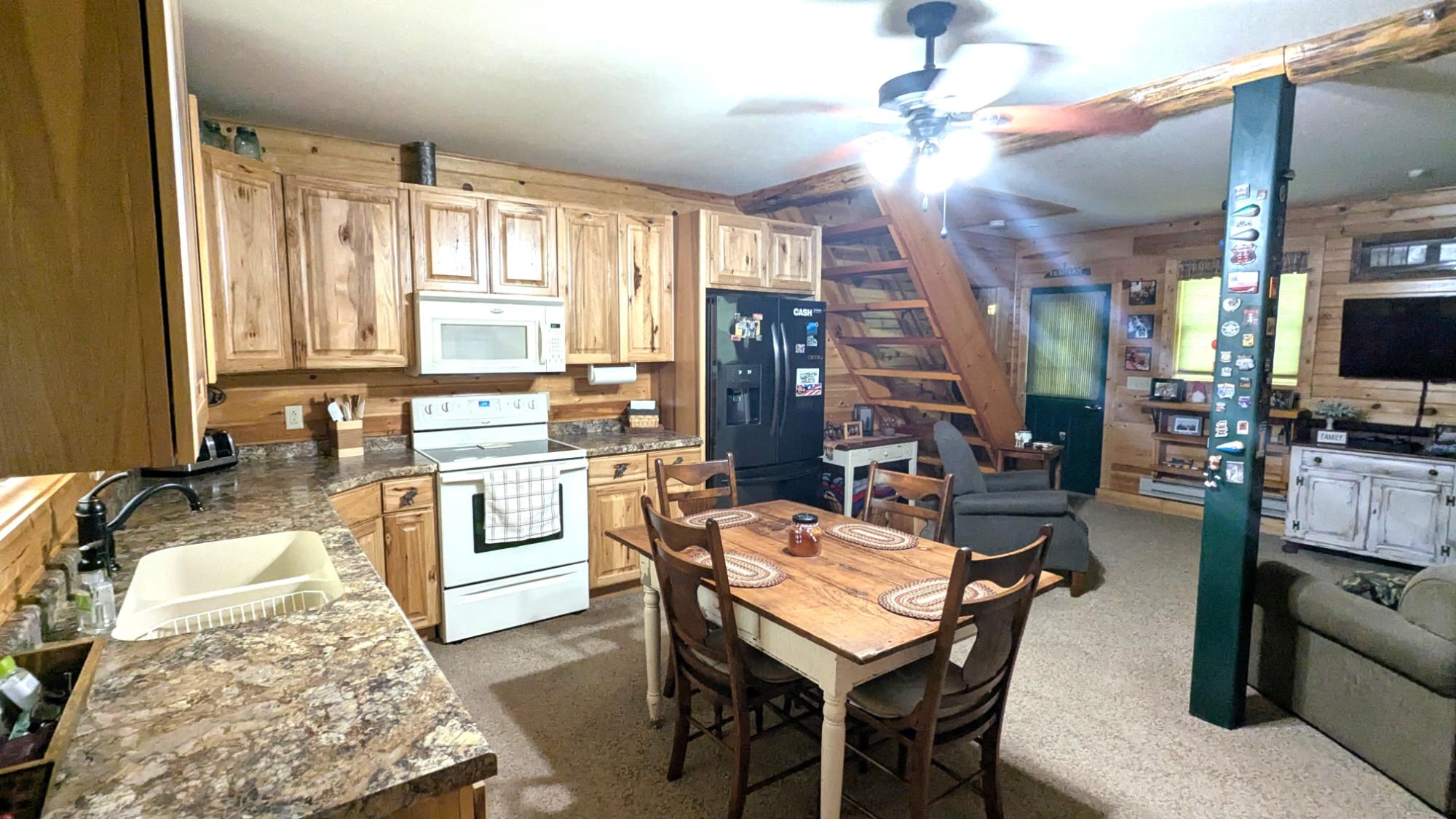 17028 Brer Rabbit Lane Lakewood, WI 54138 - Photo 5 of 24 Gallery Image 5