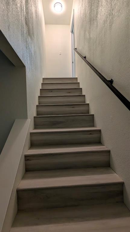 2240 Tarpley Road, Unit 92 Carrollton, TX 75006 - Photo 15 of 17 a view of entryway