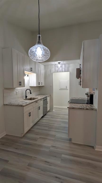 2240 Tarpley Road, Unit 92 Carrollton, TX 75006 - Photo 4 of 17 a kitchen with stainless steel appliances granite countertop a sink stove and refrigerator