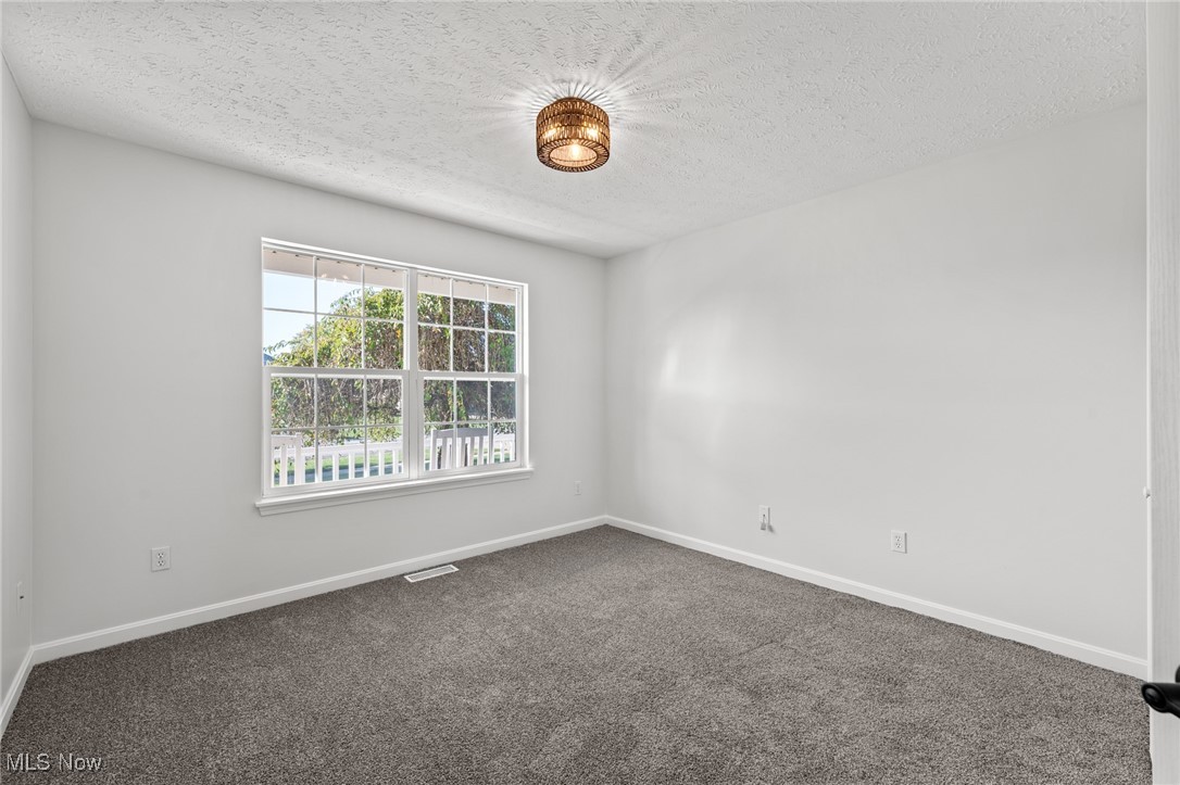614 Rundle Street Lagrange, OH 44050 - Photo 21 of 47 Gallery Image 21