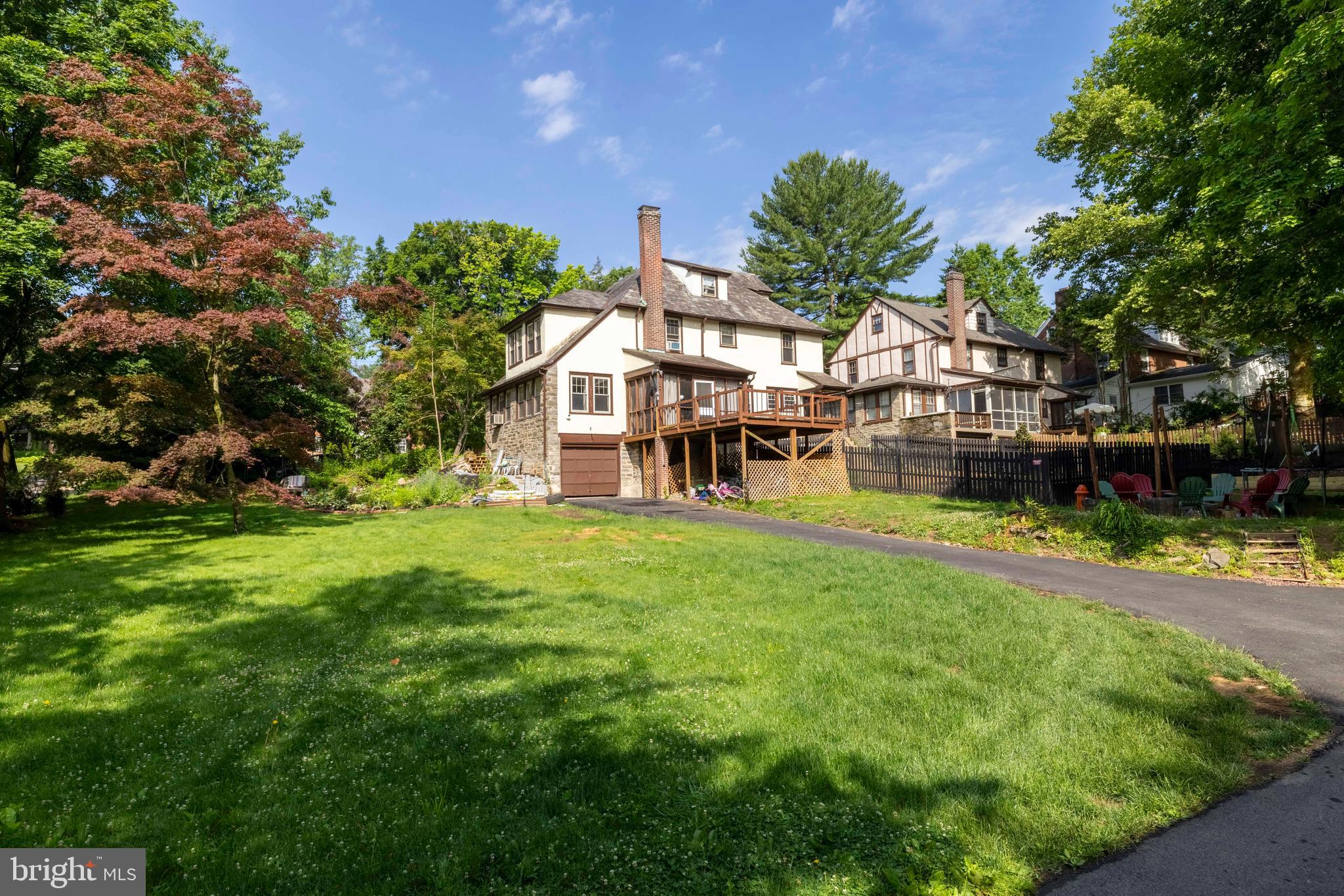 203 Hewett Road Wyncote, PA 19095 - Photo 36 of 47 Wide, open yard on double lot
