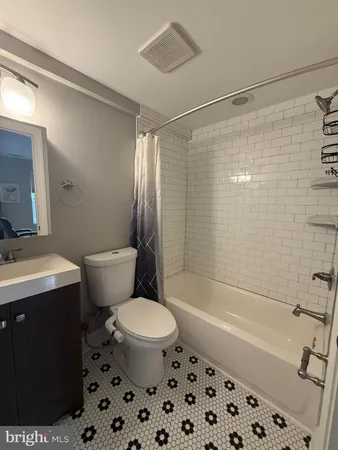 $479,000 | 1258 Holbrook Terrace Northeast, Unit 5, Washington, DC 20002