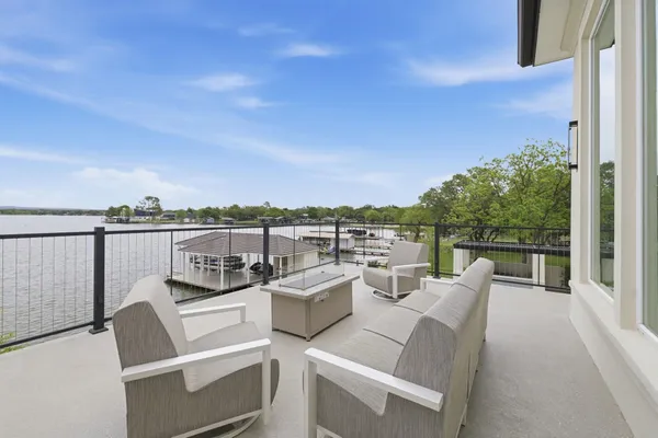 $6,500,000 | 136 South Shorewood Drive, Granite Shoals, TX 78654