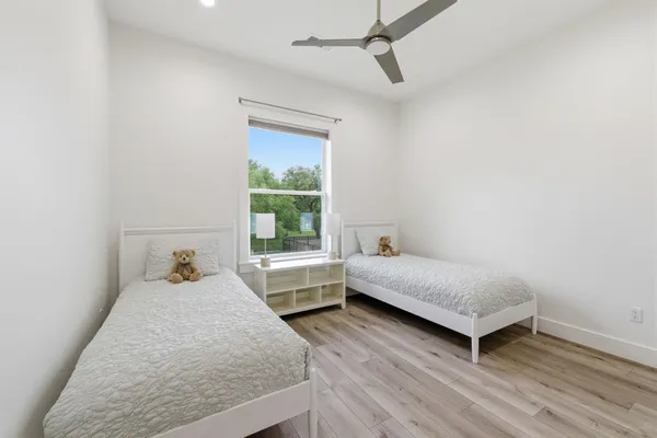 $6,500,000 | 136 South Shorewood Drive, Granite Shoals, TX 78654