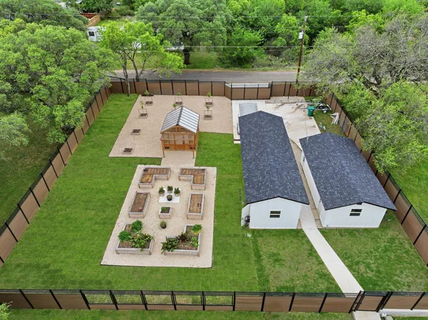 $6,500,000 | 136 South Shorewood Drive, Granite Shoals, TX 78654