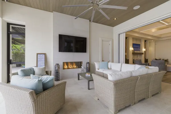 $6,500,000 | 136 South Shorewood Drive, Granite Shoals, TX 78654