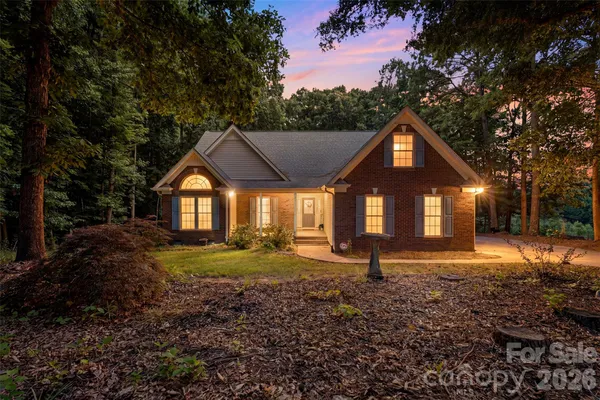 $525,000 | 312 Tradewinds Lane, York, SC 29745