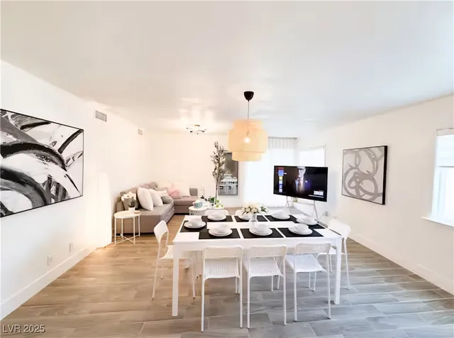 $2,195 | 6969 Paddington Way, Las Vegas, NV 89147