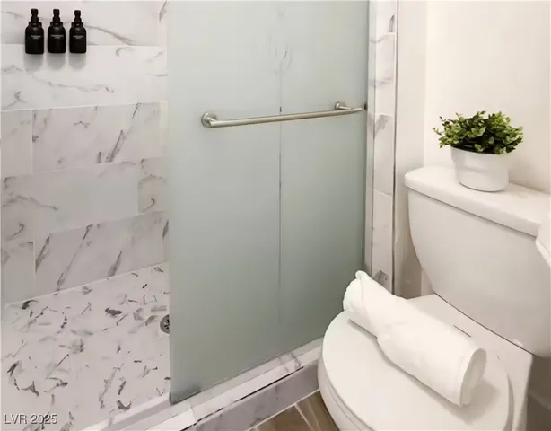 $2,195 | 6969 Paddington Way, Las Vegas, NV 89147