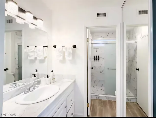 $2,195 | 6969 Paddington Way, Las Vegas, NV 89147