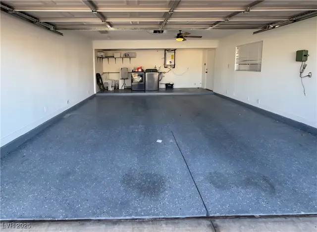 $2,195 | 6969 Paddington Way, Las Vegas, NV 89147