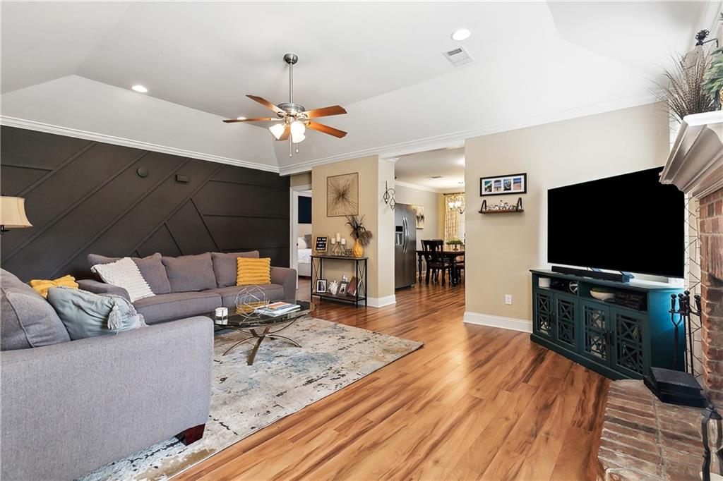 4412 Canal Street Slidell, LA 70461 - Photo 2 of 18