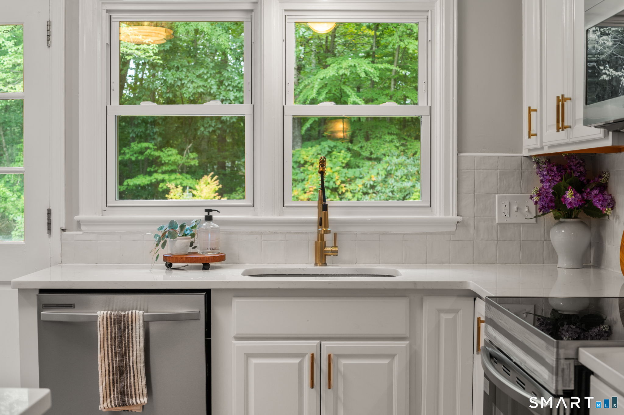 10 Staeth Road East Hampton, CT 06424 - Photo 18 of 39 Gallery Image 18
