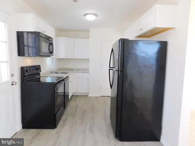 $329,900 | 151 West Rutherford Drive, Newark, DE 19713