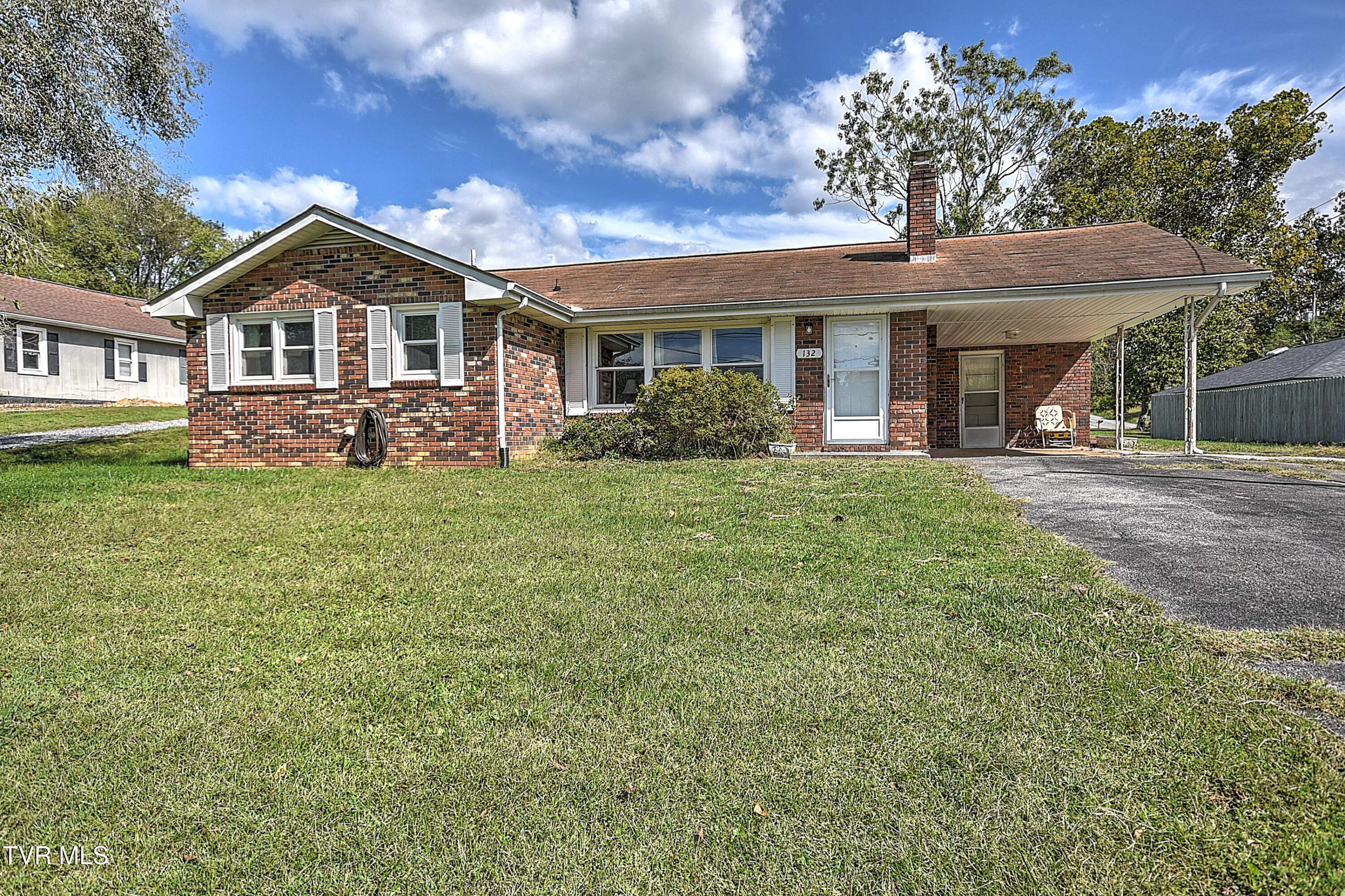 132 Packing House Road Kingsport, TN 37660 - Photo 14 of 30 132 Packing House TN-2