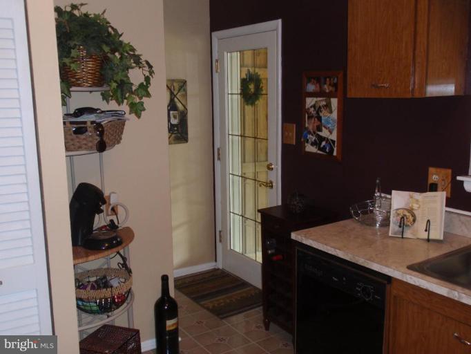903 Elm Road Halethorpe, MD 21227 - Photo 7 of 24 Kitchen #2