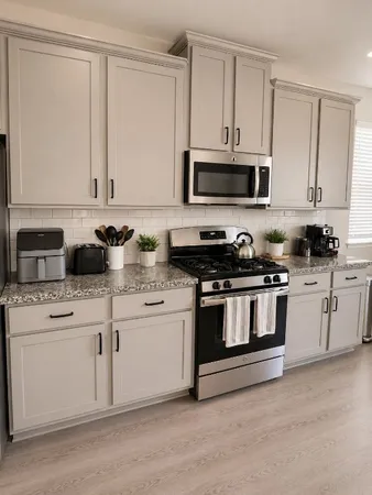 $3,150 | 221 Ashley Way, Alvin, TX 77511