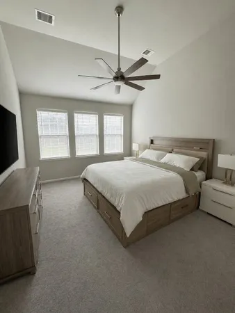 $3,150 | 221 Ashley Way, Alvin, TX 77511