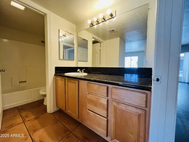 $1,195 | 740 West Elm Street, Unit 239, Phoenix, AZ 85013