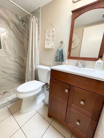 $2,000 | 450 Bradshaw E Lane, Unit 36, Palm Springs, CA 92262