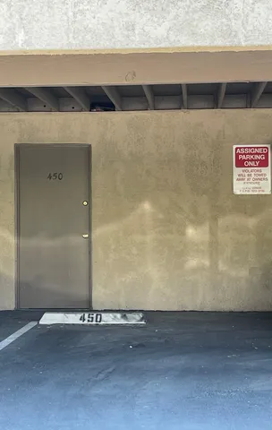 $2,000 | 450 Bradshaw E Lane, Unit 36, Palm Springs, CA 92262