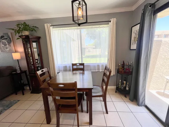 $2,000 | 450 Bradshaw E Lane, Unit 36, Palm Springs, CA 92262